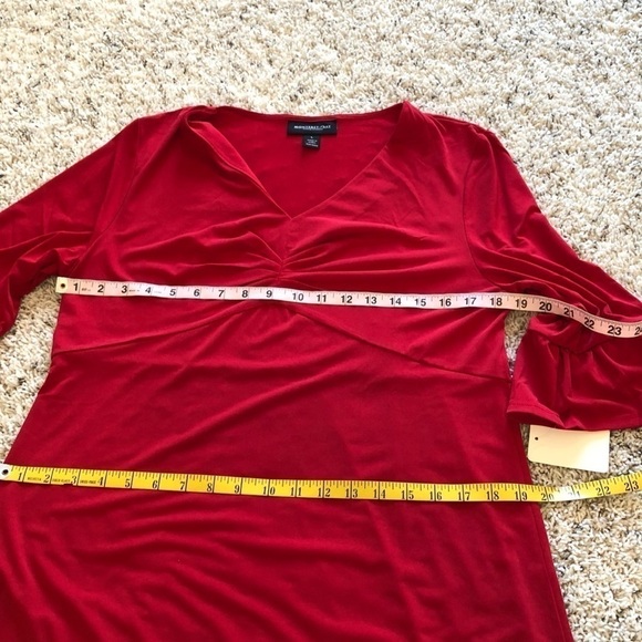 🆕 Gorgeous red bell sleeve v neck midi dre… - Picture 11 of 13